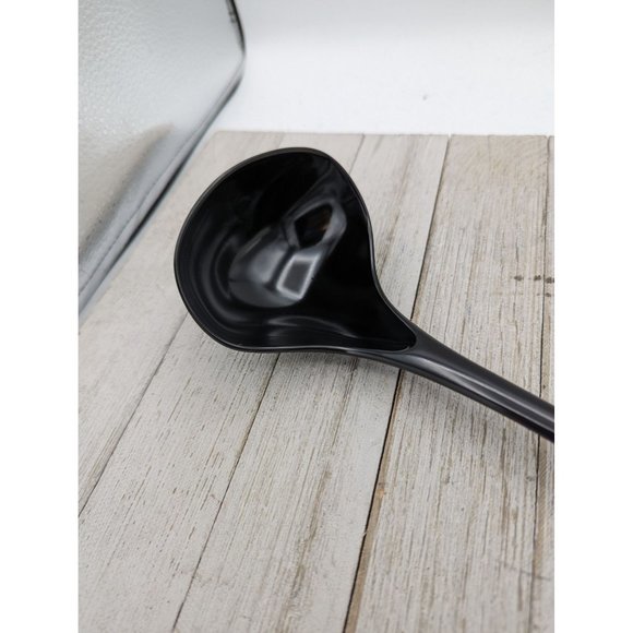 Hutzler Solid Serving Ladle Soup Spoon Melamine 11" Black No 525 - Picture 3 of 6